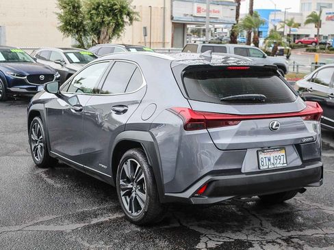 Used 2020 Lexus UX 250h image 6