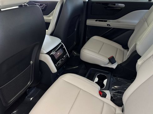 New 2026 Lincoln Aviator AWD image 9