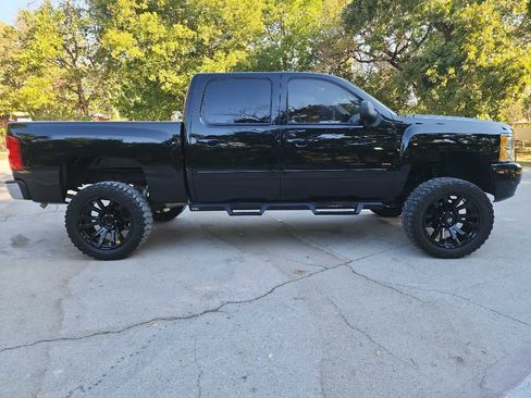 Used 2007 Chevrolet Silverado 1500 LT w/ 1LT Convenience Package image 9