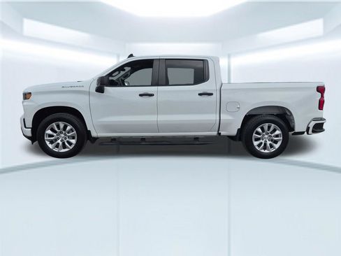 Used 2021 Chevrolet Silverado 1500 Custom RWD image 2