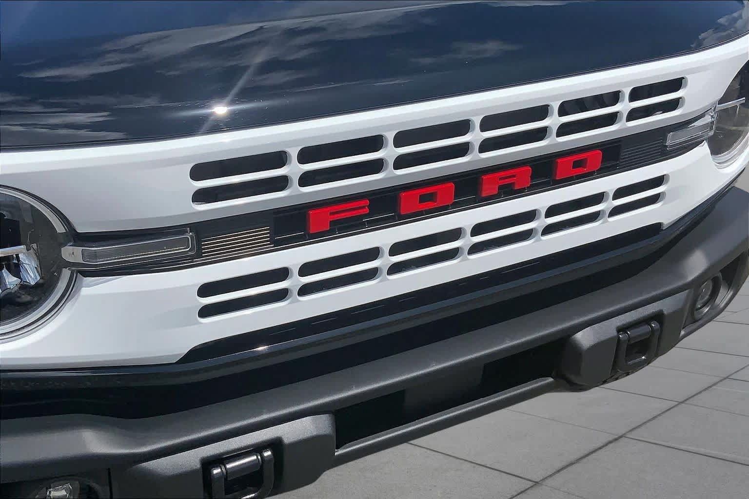 Certified 2026 Ford Bronco Heritage Edition AWD/4WD image 29