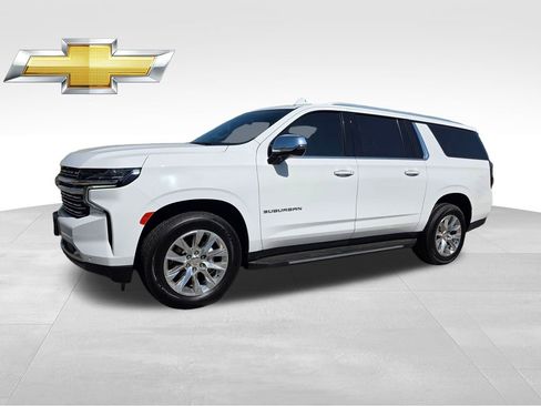 Certified 2023 Chevrolet Suburban Premier AWD/4WD image 2