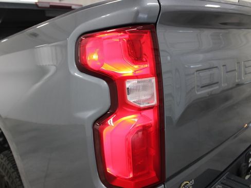 Used 2020 Chevrolet Silverado 1500 LT Trail Boss AWD/4WD image 23