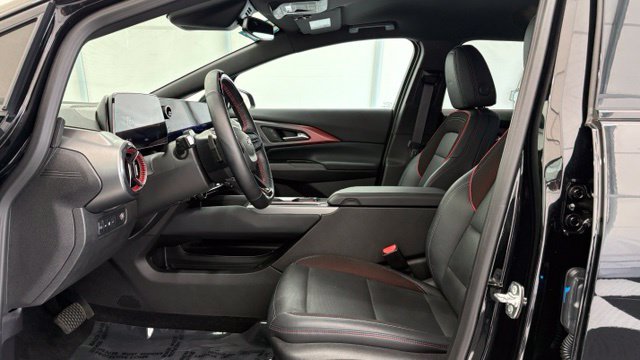 Used 2024 Chevrolet Equinox EV RS FWD image 13
