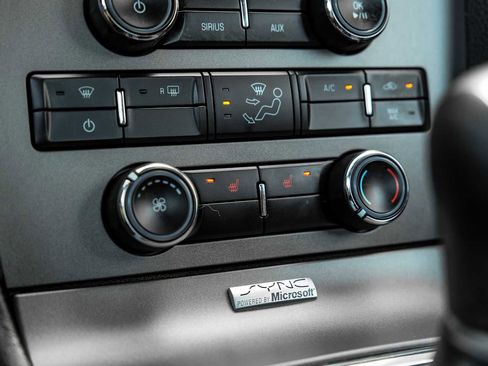 Used 2012 Ford Mustang GT Premium image 20