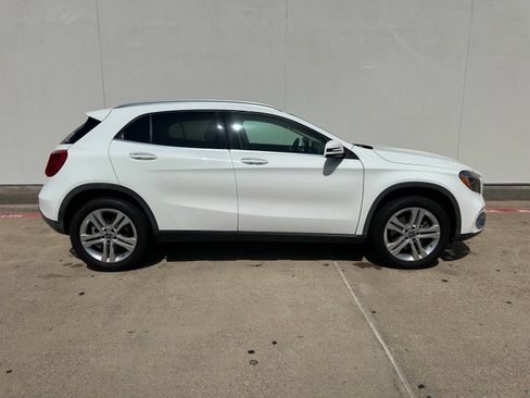 Used 2018 Mercedes-Benz GLA 250 image 8