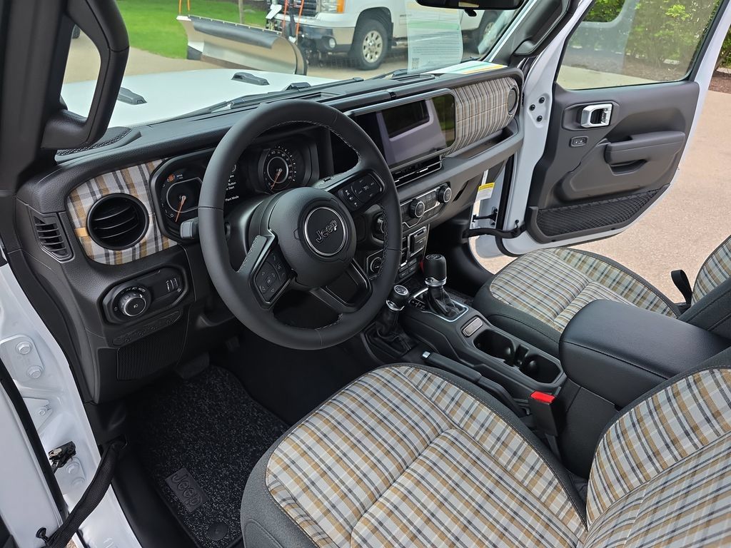 New 2026 Jeep Wrangler Unlimited Sport AWD/4WD image 15