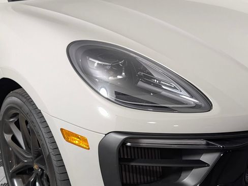Certified 2025 Porsche Macan GTS AWD/4WD image 15
