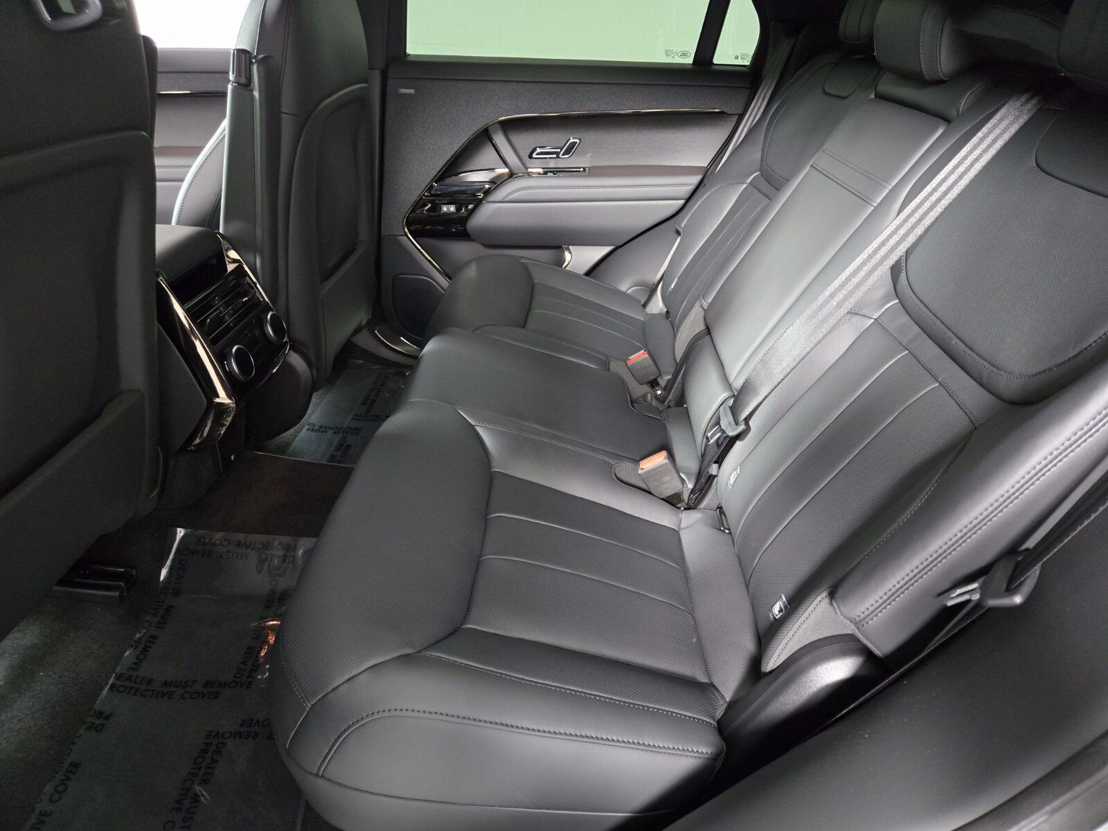 New 2027 Land Rover Range Rover Sport Dynamic SE AWD/4WD image 5