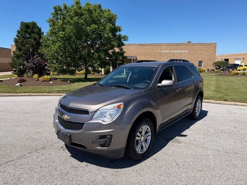 Used 2010 Chevrolet Equinox LT w/ Vehicle Interface Package FWD image 1