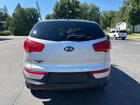 Used 2015 Kia Sportage LX FWD image 4