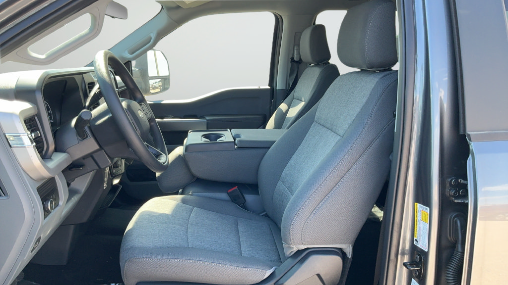 New 2026 Ford F250 XL w/ STX Appearance Package AWD/4WD image 17