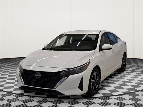 Used 2024 Nissan Sentra SV image 5