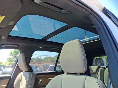 New 2026 Volvo XC90 B6 Plus w/ Protection Package Premier image 11