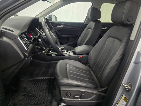 Used 2023 Audi Q5 2.0T Premium w/ Convenience Package image 13