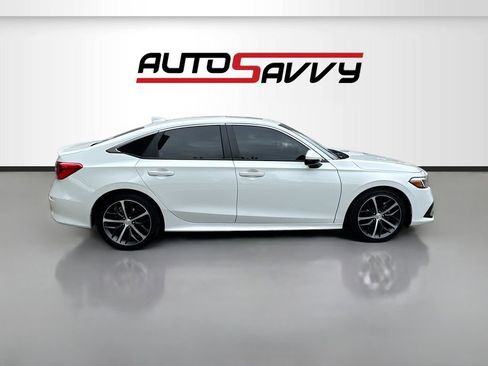 Used 2024 Honda Civic Touring image 8