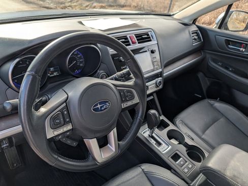 Used 2016 Subaru Outback 3.6R Limited image 28