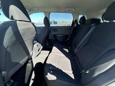 Used 2023 Nissan Rogue S AWD/4WD image 27