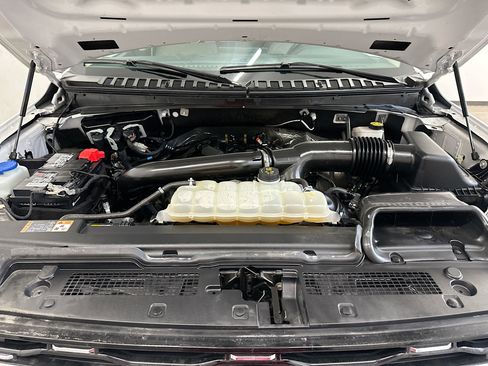 Used 2023 Ford Expedition Limited image 37