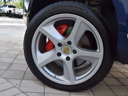 Used 2004 Porsche Cayenne Turbo AWD/4WD image 82
