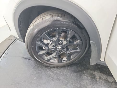 Certified 2024 Honda HR-V Sport image 29