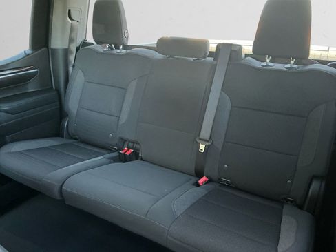 Used 2024 GMC Sierra 1500 SLE image 13