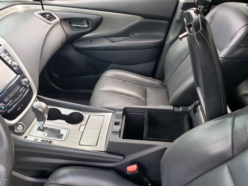 Used 2016 Nissan Murano SV image 24