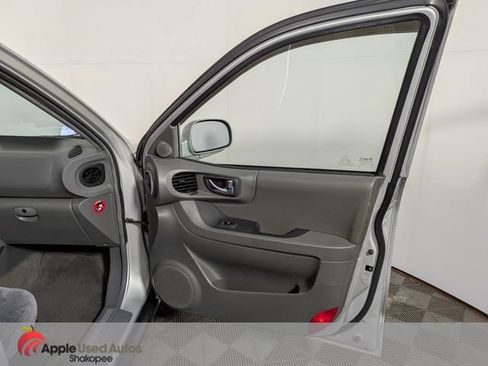 Used 2004 Hyundai Santa Fe GLS FWD image 30