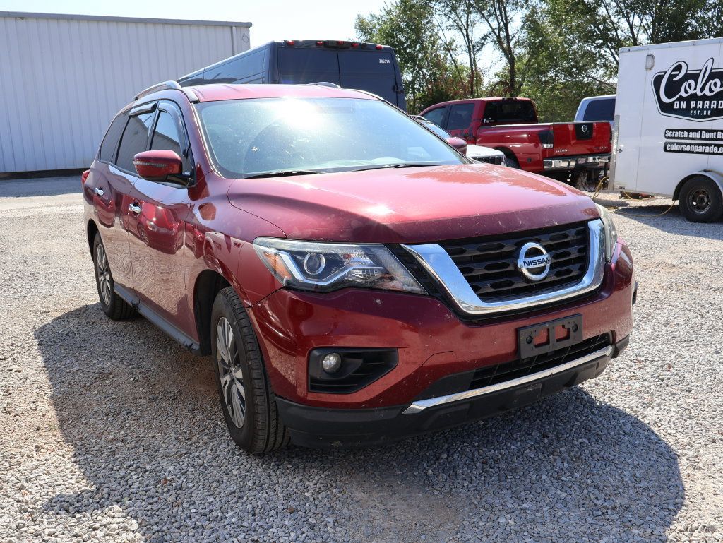 Used 2019 Nissan Pathfinder SV FWD image 12