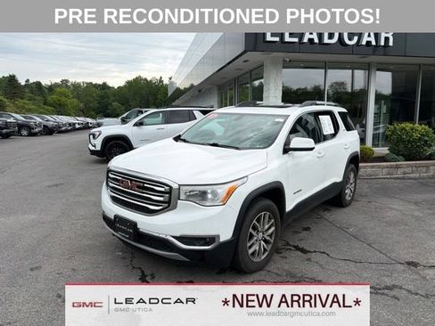 Used 2017 GMC Acadia SLE AWD/4WD image 1