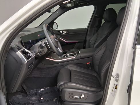 Used 2026 BMW X5 sDrive40i w/ Parking Assistance Package RWD image 5