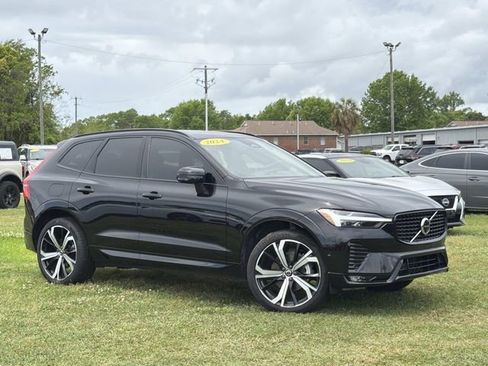 Used 2024 Volvo XC60 B5 Ultimate w/ Protection Package Premier AWD/4WD image 3