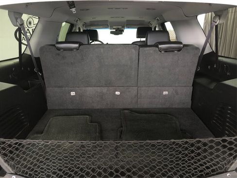 Used 2015 GMC Yukon XL SLT w/ HD Trailering Package image 12