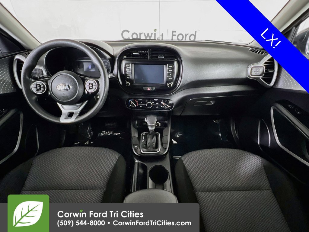 Used 2021 Kia Soul LX FWD image 6