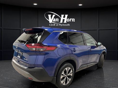 Used 2021 Nissan Rogue SV AWD/4WD image 7