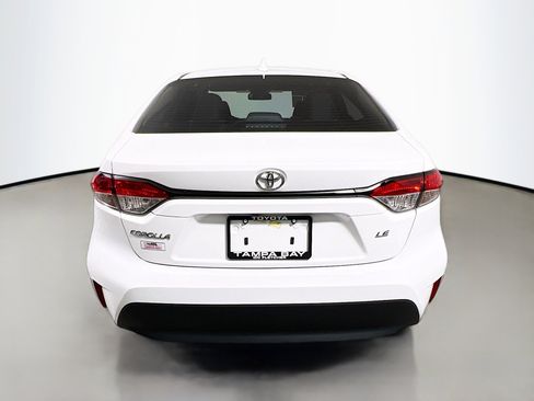 Used 2025 Toyota Corolla LE image 8