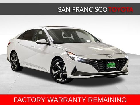 Used 2023 Hyundai Elantra Limited image 7