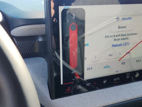 New 2025 Ford Maverick XLT w/ XLT Luxury Package image 14