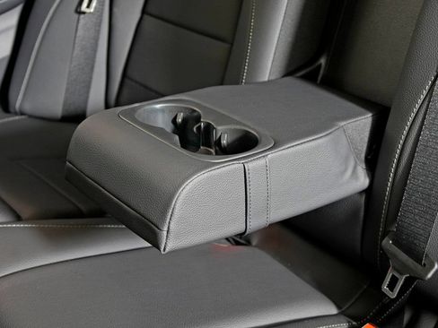 Certified 2026 Mercedes-Benz GLE 450 4MATIC image 30