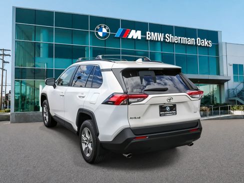 Used 2023 Toyota RAV4 XLE FWD image 6