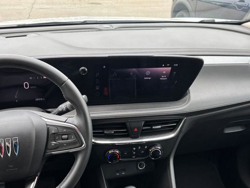 Used 2025 Buick Encore GX Preferred FWD image 17