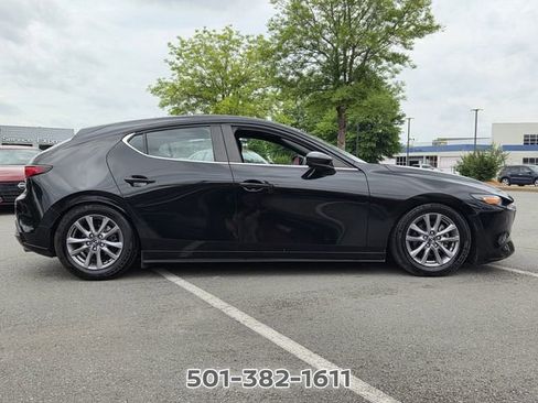 Used 2022 MAZDA MAZDA3 s FWD image 4