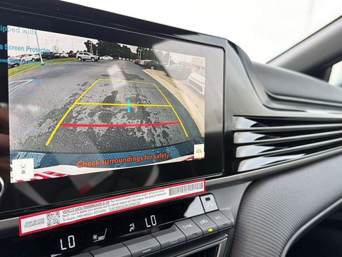 New 2026 Toyota Camry SE FWD image 25