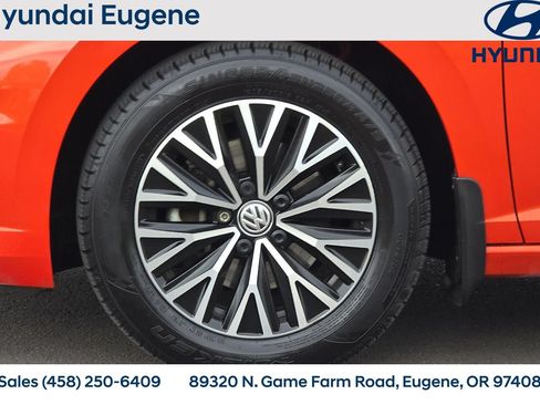 Used 2019 Volkswagen Jetta SEL FWD image 32