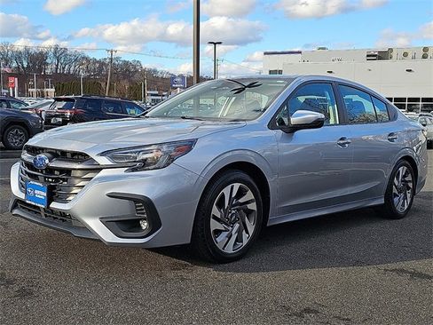 Used 2024 Subaru Legacy Touring XT image 3