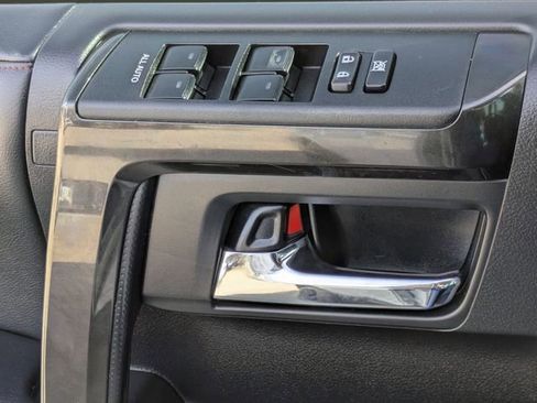 Used 2024 Toyota 4Runner TRD Off-Road Premium image 24