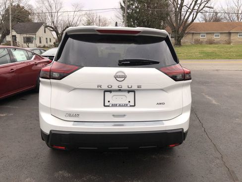 New 2026 Nissan Rogue SV w/ Cold Weather Package image 19