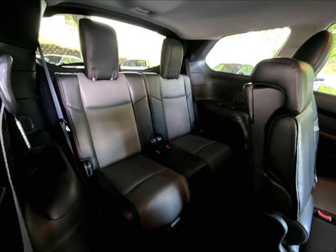 Used 2020 Nissan Pathfinder SV w/ Rock Creek Edition AWD/4WD image 17