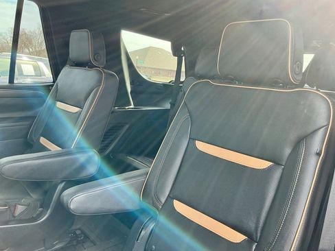 Used 2021 GMC Yukon AT4 w/ Rear Media and Nav Package image 29