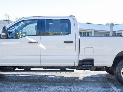 Used 2024 Ford F250 XLT w/ FX4 Off-Road Package image 12
